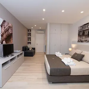 https://taranta-suite.lecce-hotels.com