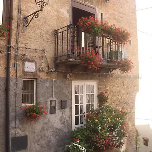 https://marianna-isnello.sicilyhotelsitaly.net